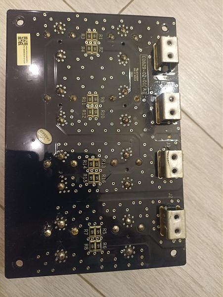 Продам Конденсаторы 1000х400в; 1200x400в