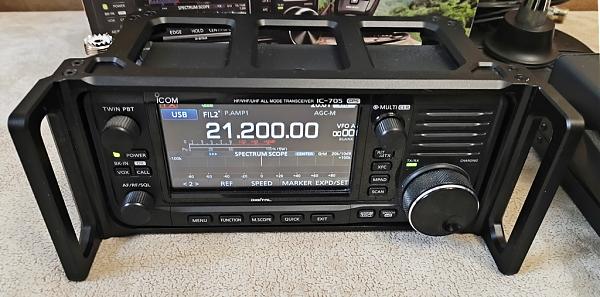 Продам Трансивер ICOM IC-705 в комплекте