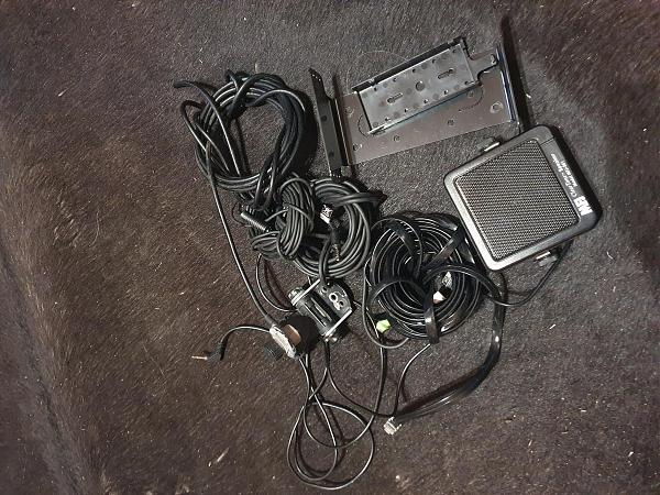 Продам Yaesu FT-857D + ATAS-120+имущество