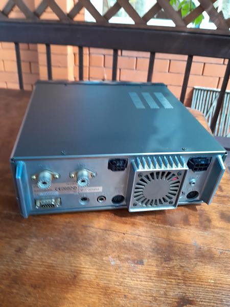 Продам Трансивер TS-570D