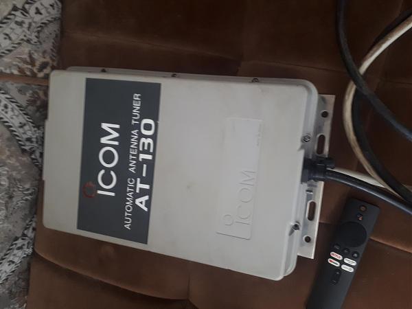 Продам Icom AT 130