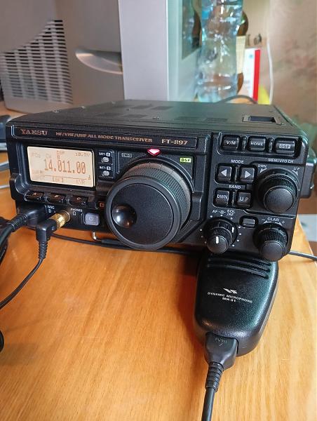 Продам Yaesu FT-897D