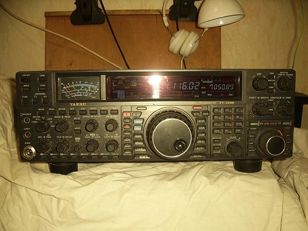 Продам Yaesu FT-2000 HF+50MHz