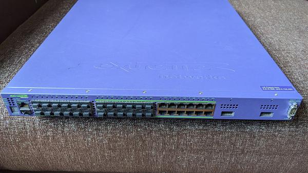 Продам Коммутатор Extreme Summit X480-24X