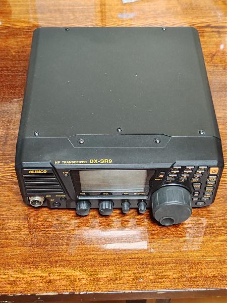 Продам Трансивер Alinco dx-sr9