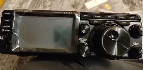 Продам Yaesu ft 710