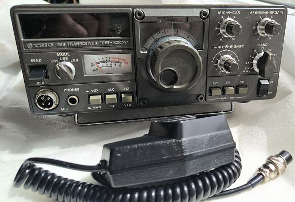 Продам Трансивер Trio TS120V