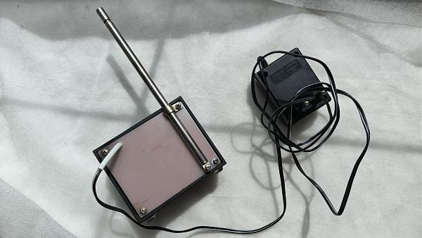 Продам Приемник FM на базе блока Sony авто-магнитолы