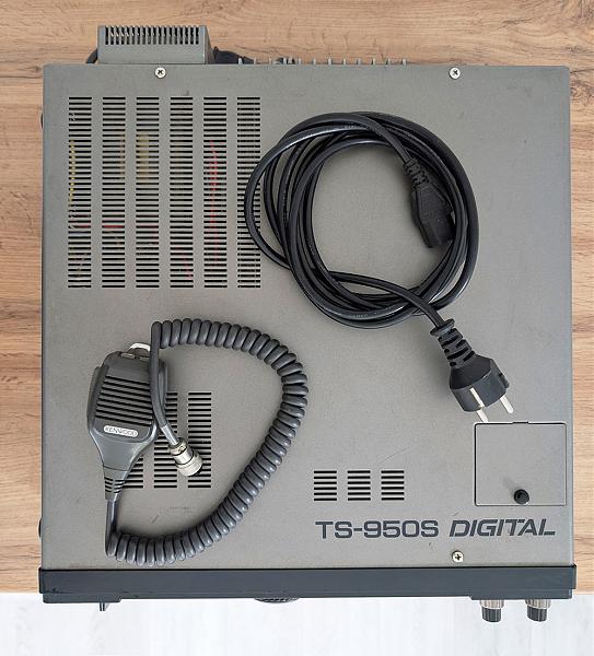 Продам Трансивер Kenwood TS-950SD
