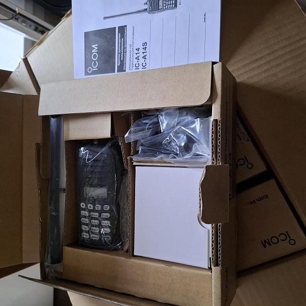 Продам Авиационная рация ICOM IC-A14