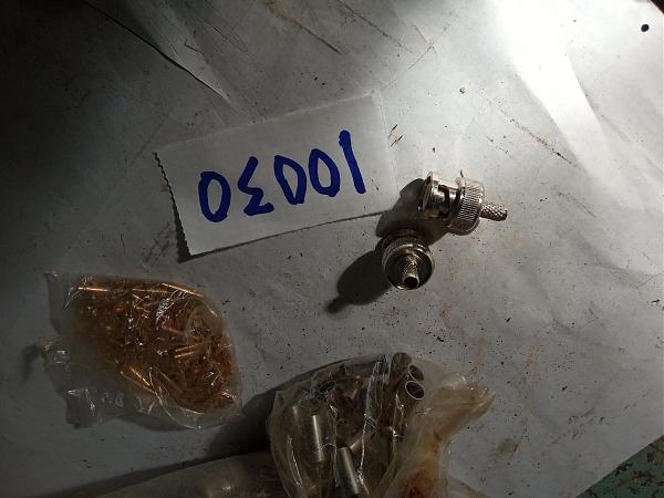 Продам Штекер BNC на кабель обжим (B-111L) Ni/Gold pin/De