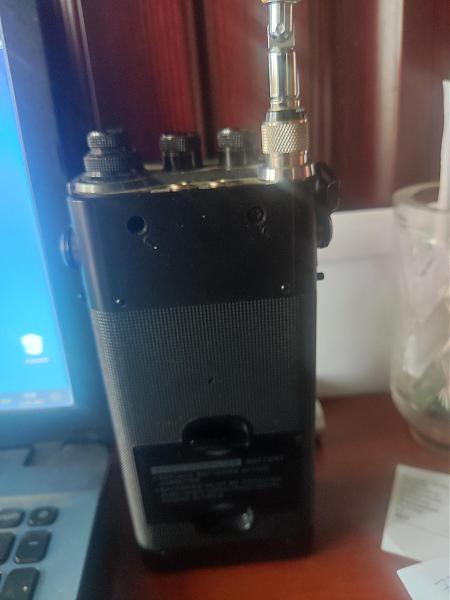Продам Радиоприёмник Sony icf pro 70