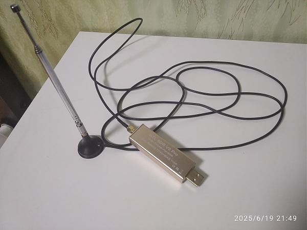 Продам сдр приёмник RTL SDR V3 Pro DVB-T+DAB+FM+SDR