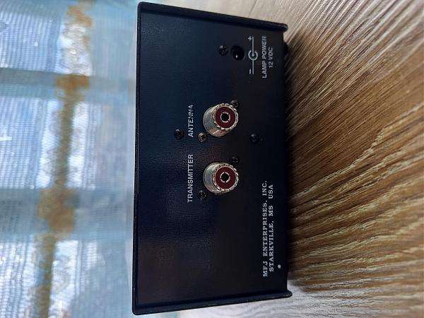Продам Измеритель КСВ и мощности MFJ-815c