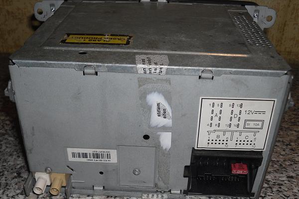 Продам Магнитола RCD 300 с мр3 Volkswagen