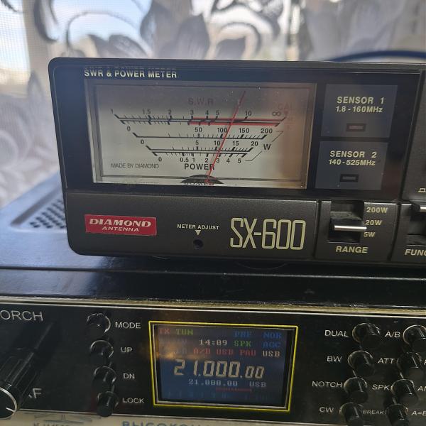 Продам QRP трансивер Аист