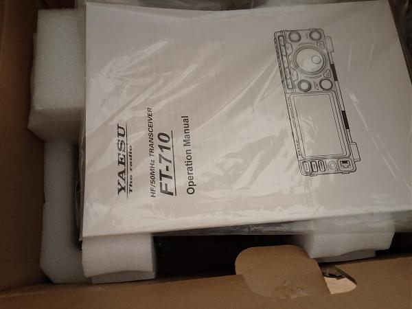 Продам Yaesu FT-710 c внешним динамиком SP-10