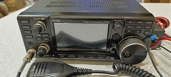 Продам icom 7300