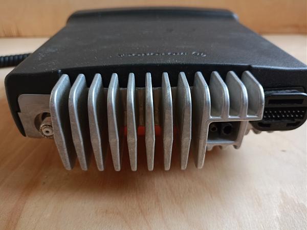 Продам Motorola GM-160 UHV