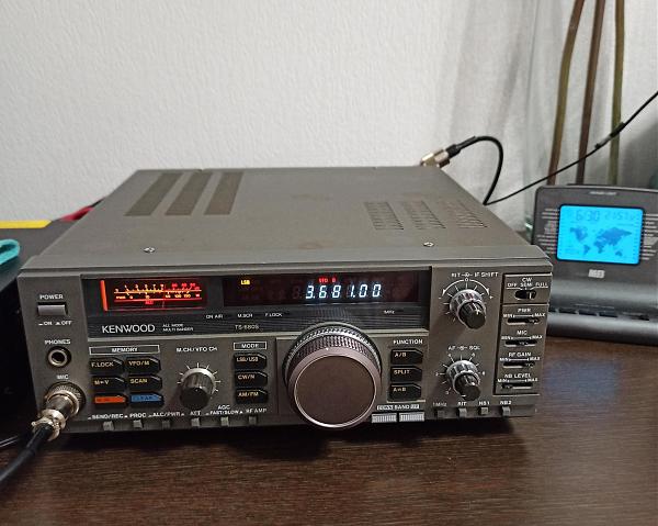 Продам Kenwood ts-680 S