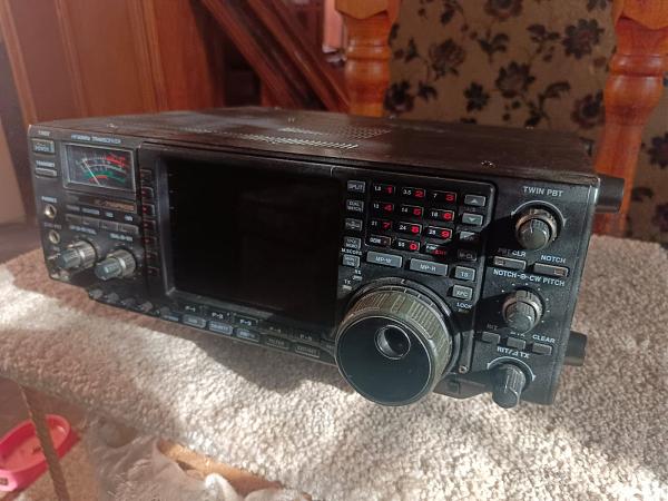 Продам КВ трансивер Icom 756PRO3