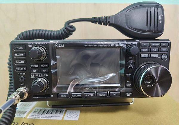 Продам Трансивер ICOM IC-9700