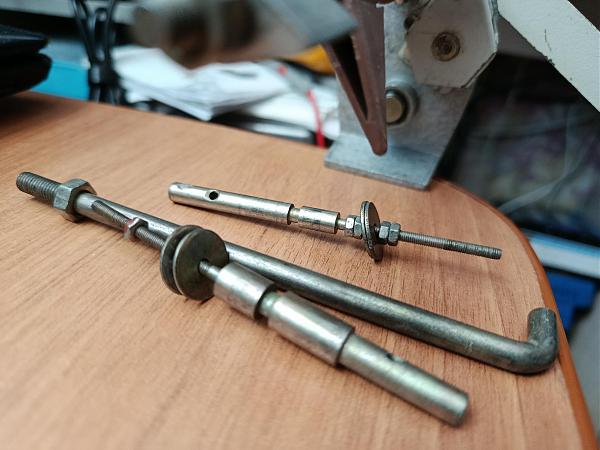 Продам Нaмоточныйстанок с ручным пpиводoм