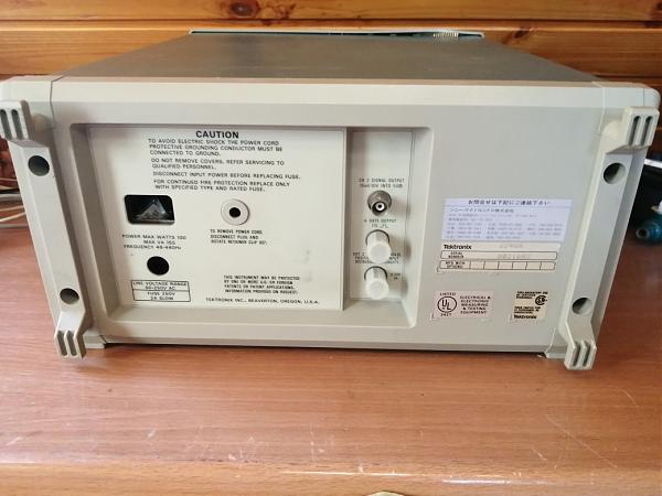 Продам Tektronix 2246A на запчасти