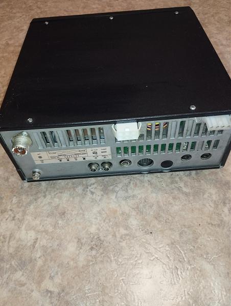 Продам Трансивер Icom-718