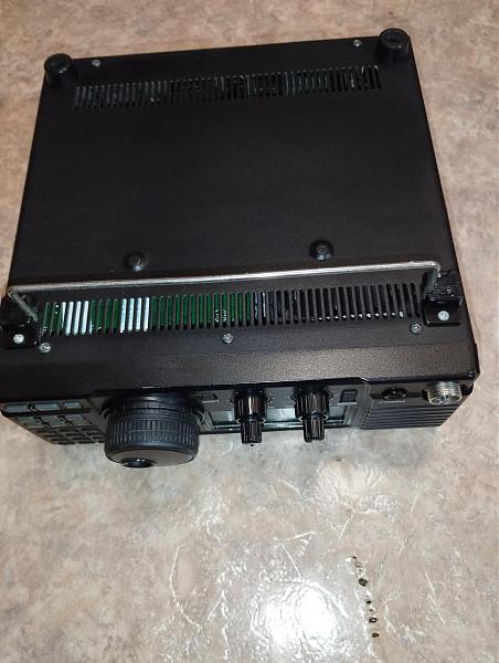 Продам Трансивер Icom-718