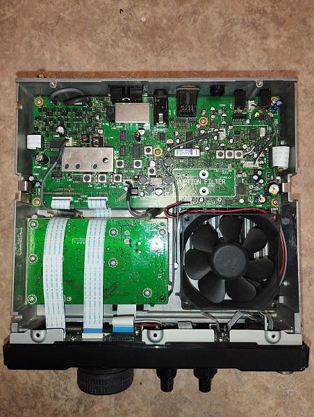 Продам Трансивер Icom-718