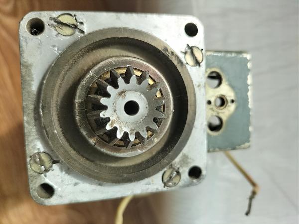 Продам редуктор для поворотки