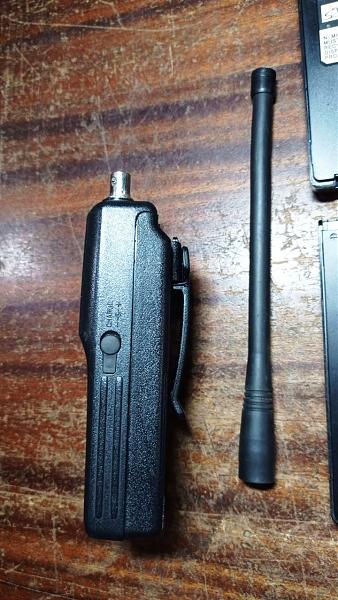 Продам Icom IC-A4