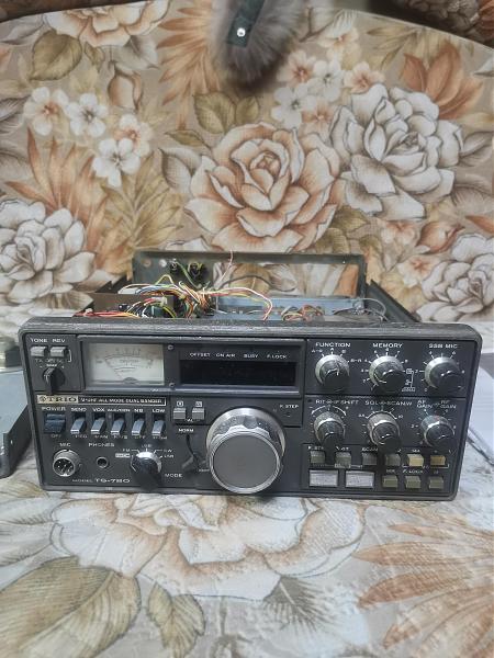 Продам Kenwood TS-780