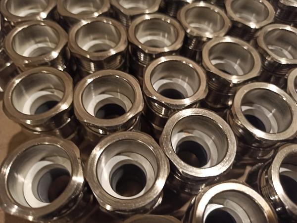 Продам кабельный ввод CMP UK20 A2F M20