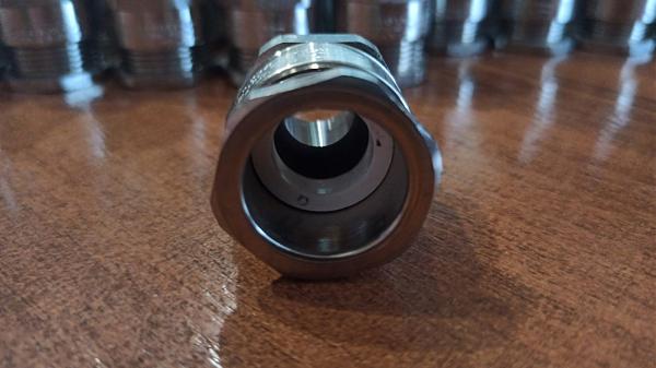 Продам кабельный ввод CMP UK20 A2F M20