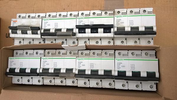 Продам Выключатель,С120N1,3P,125A,SCHNEIDER Schneider
