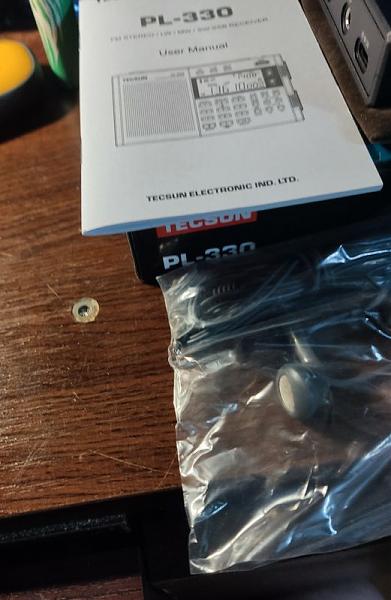 Продам Tecsun PL 330