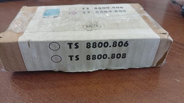 Продам Фиксирующаяся гайка M8 TS 8800.808 Rittal