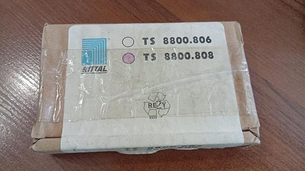 Продам Фиксирующаяся гайка M8 TS 8800.808 Rittal
