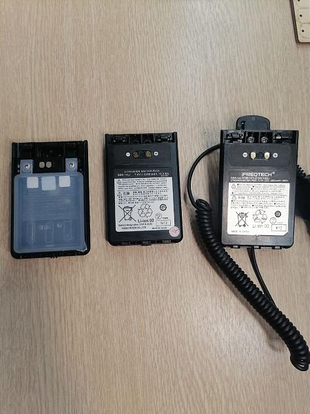 Продам Yaesu FT-5D