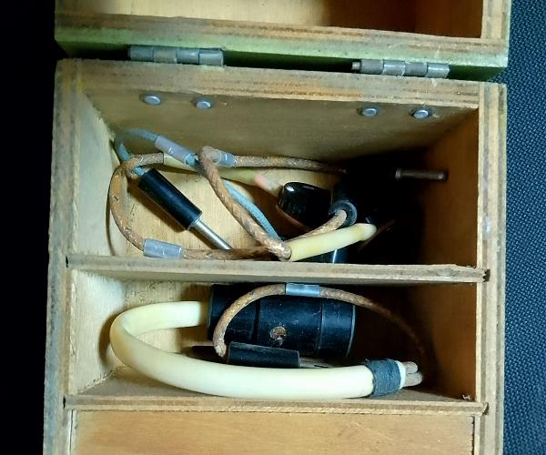 Продам Измеритель параметров радиоламп Л1-3