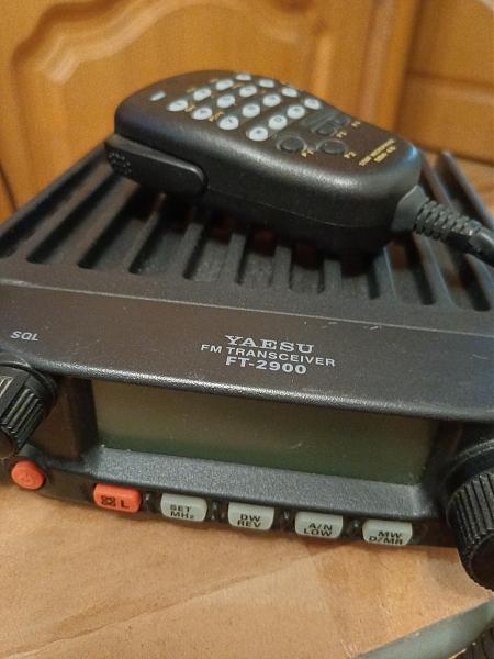 Продам Yeasu FT-2900R