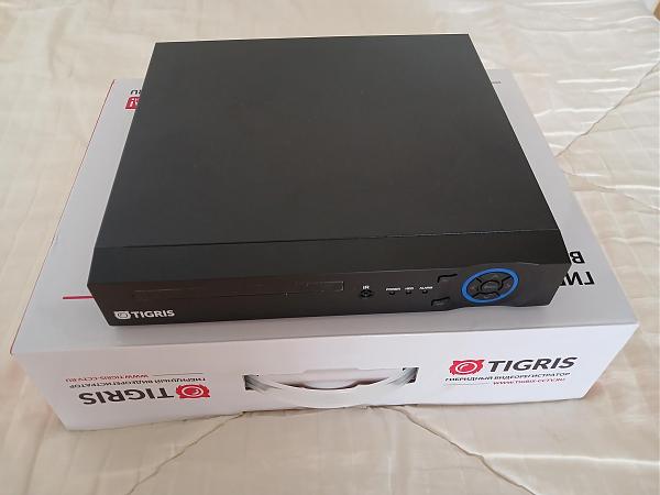 Продам Гибридный видеорегистратор TIGRIS TGS-204B