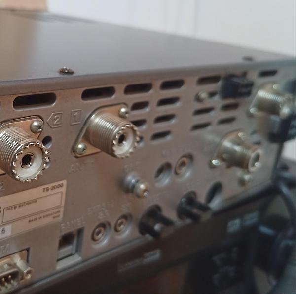 Продам Kenwood TS-2000