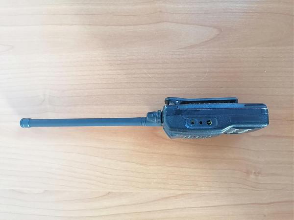 Продам Yaesu VX110