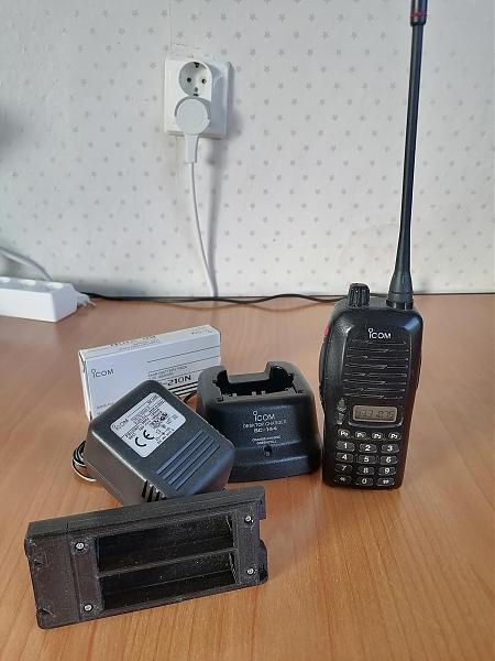 Продам Icom IC-F4GT