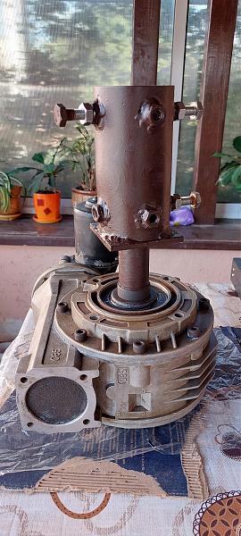 Продам Поворотное устройство RY-90