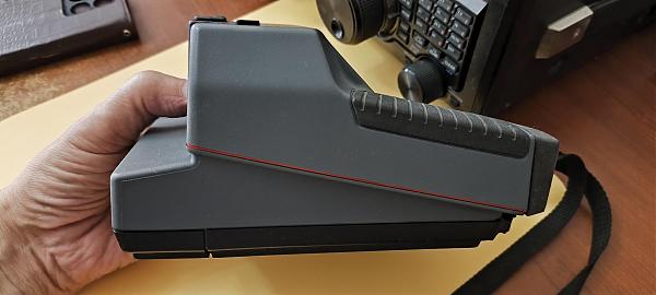Продам Фотоаппарат Polaroid - 600 Plus