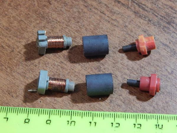 Продам Катушки переменной индуктивности(2 шт)